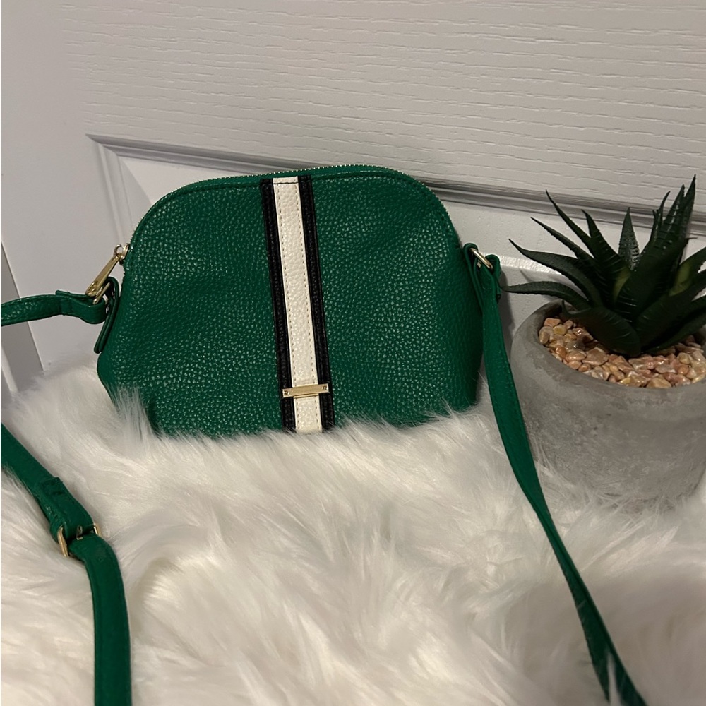 Pebbled Leather Kelly Green Black & White Stripped Mini Purse - Picture 2 of 3